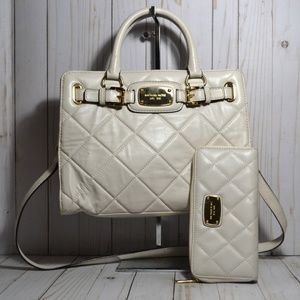 Michael Kors Quilted Hamilton With Wallet Purse